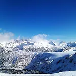 3 Mountains