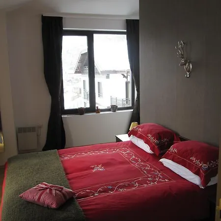 3 Mountains بانسكو