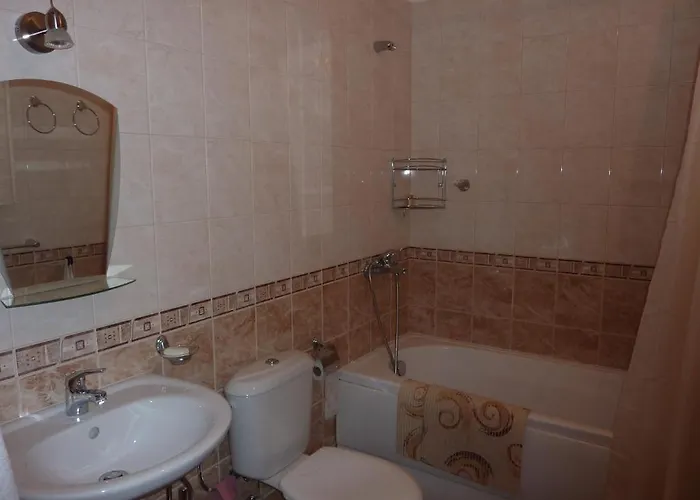 3 Mountains Szálloda Banszko