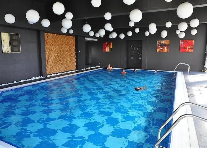 3 Mountains 3* Banszko