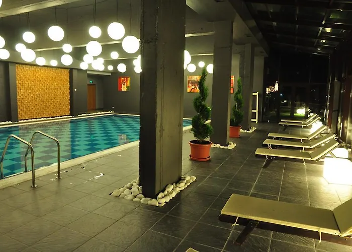 3 Mountains Szálloda Banszko